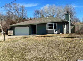 9317 Talmadge Rd, Plattsmouth, NE 68048