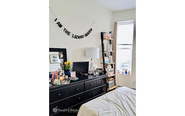 Rented by Douglas Elliman | media 21