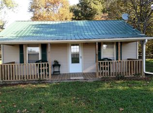 247 Jones Rd, Taft, TN 38488