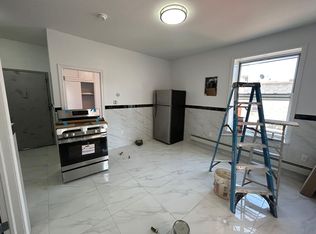 1868 67th St APT 1R, Brooklyn, NY 11204