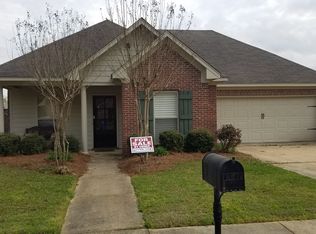 607 Lexington Dr, Florence, MS 39073