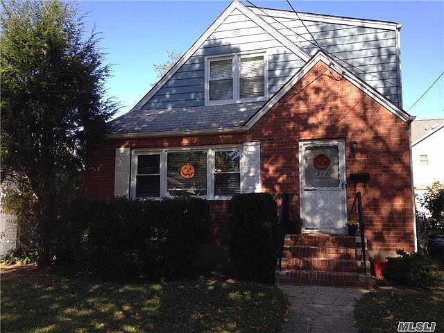 1st image of 311 Whittier Ave