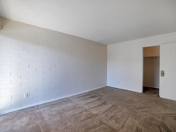 5th image of 1815 W Tuckey Ln APT 12