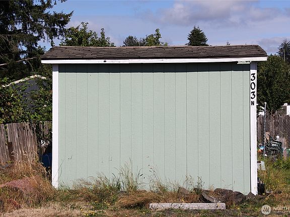 4th image of 303 Monroe Street