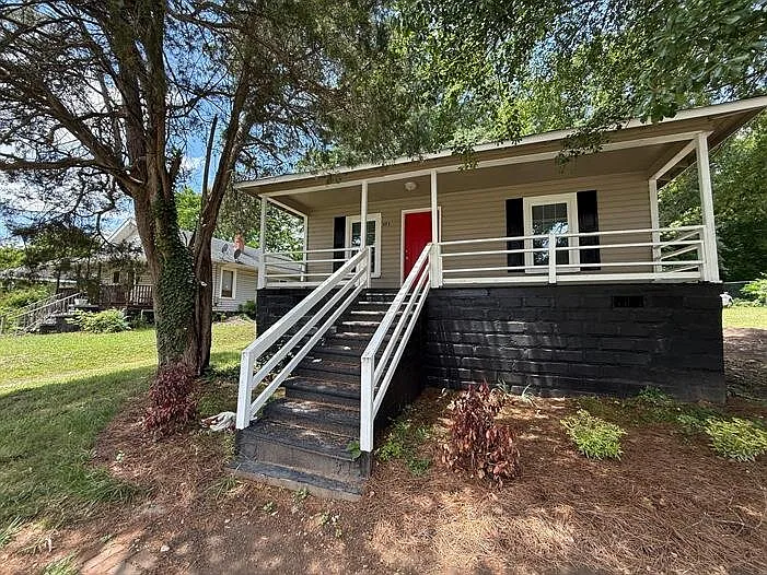 421 Carolina Ave — Photo 13