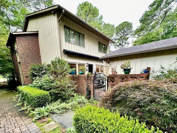 216 Kelso Ct, Cary, NC 27511