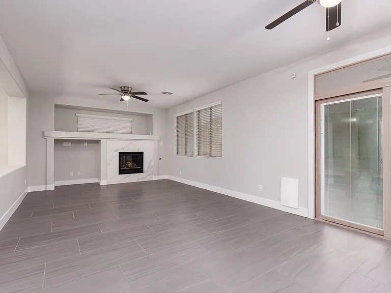 57 Ashby Hills Ct — Photo 10