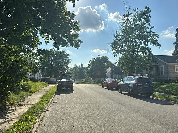 5th image of 1116 Chelsea Ave