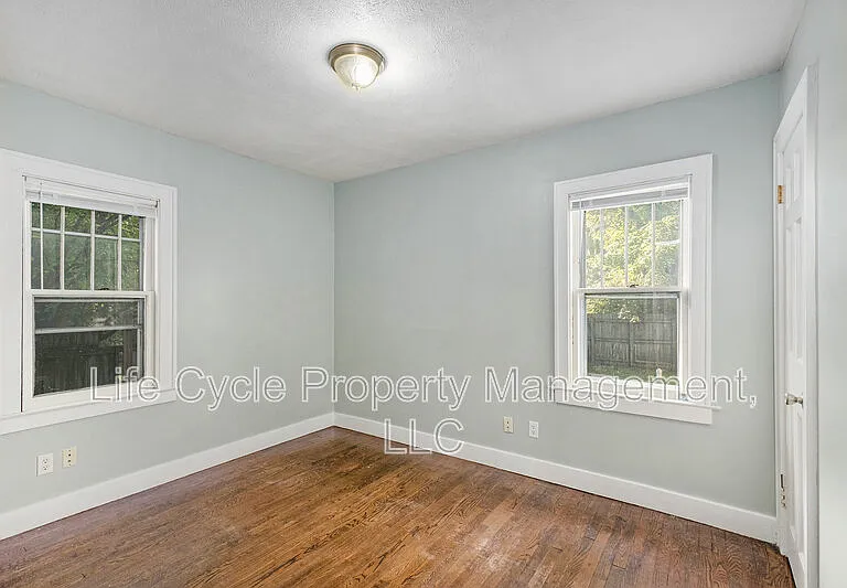 346 Quimby St NE — Photo 7