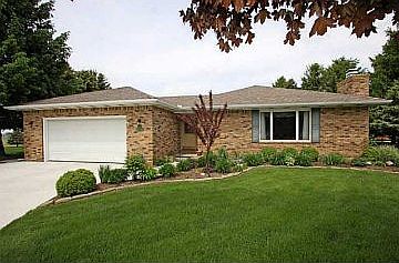 1st image of 34 Rosewood Ct