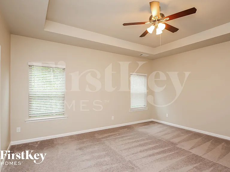 2119 Charcoal Ives Rd — Photo 9