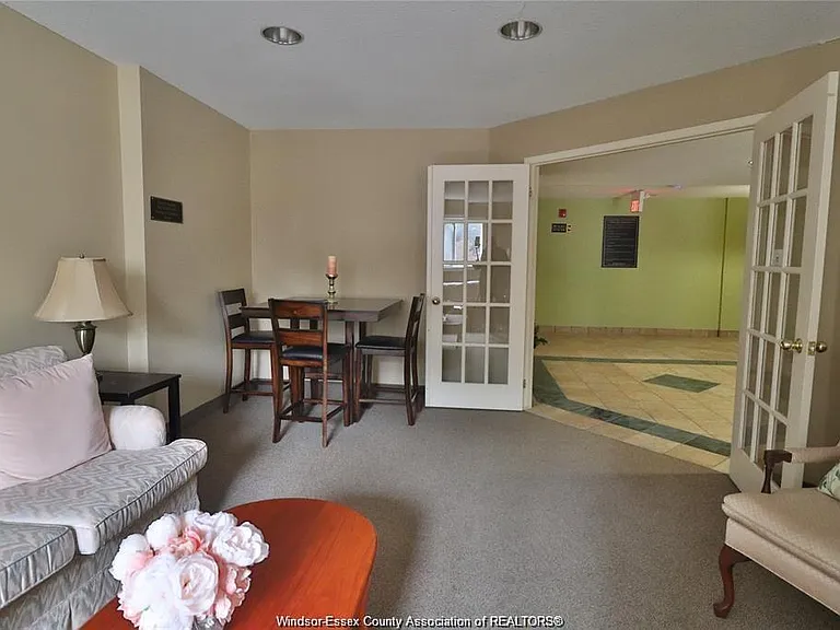 3000 Sandwich St #201 — Photo 30