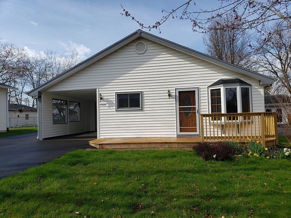 1st image of 17800 W Kewaunee Dr