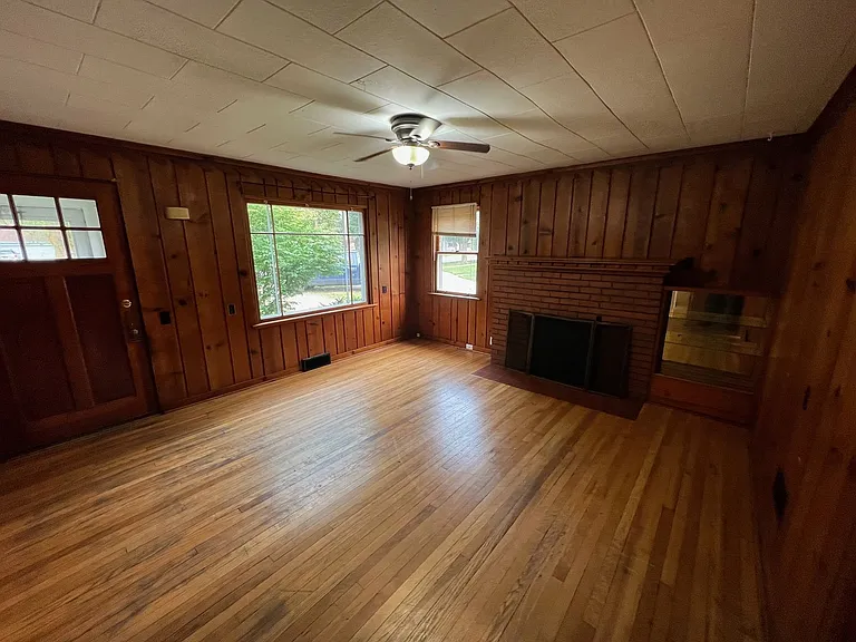 412 N Bridge St — Photo 27