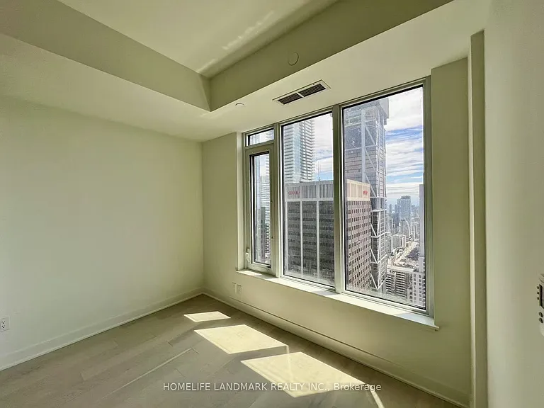 11 Yorkville Ave #4108 — Photo 3