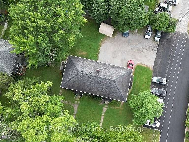 21 Plymouth Rd #LOWER — Photo 16