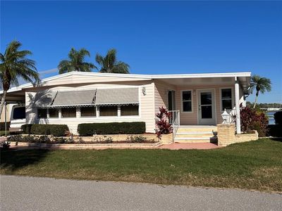 113 Castle Dr, Nokomis, FL, 34275