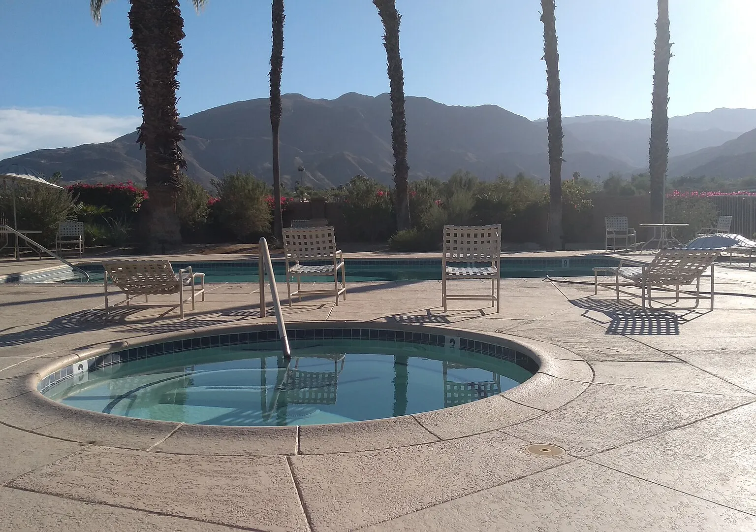 Spectacular View Just Steps To Pool/Jacuzzi At Sunrise Country Club — Photo 3