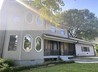3209 Hidden Bluff Trl, Snellville, GA 30039