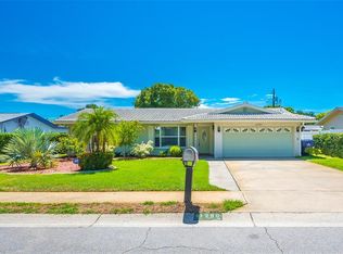 11290 142nd St, Largo, FL 33774