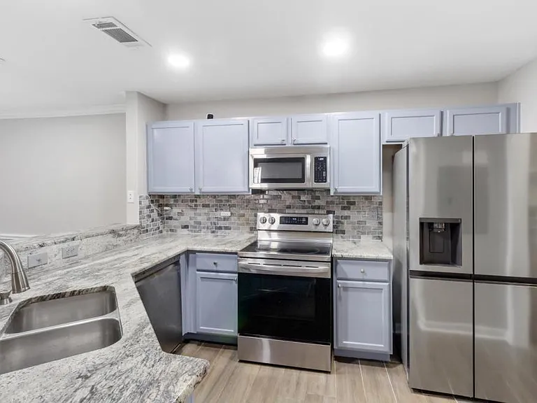 7323 Snowden Rd #1305 — Photo 12