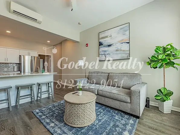 120 SE 1st St APT 1, Evansville, IN 47708