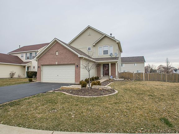 2nd image of 3015 Nantucket Dr