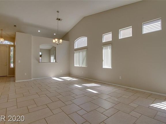 3rd image of 9691 Donner Springs Ave