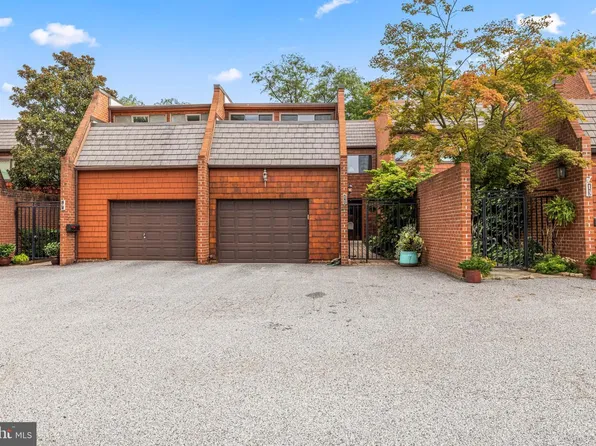11 Coldwater Ct, Towson, MD 21204