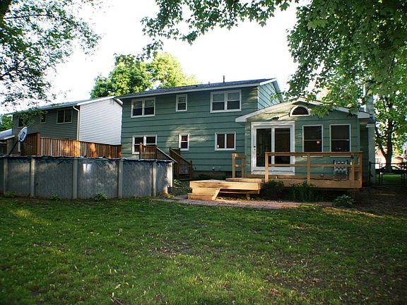 2nd image of 4020 Bay Park Dr