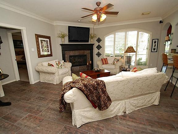 5th image of 1303 Indian Hawthorn Ct