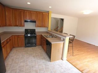3357 Wilton Crest Ct, Alexandria, VA 22310