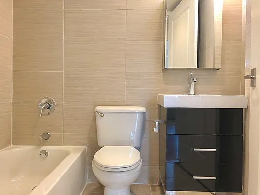 Rented by Astoria Realty | media 7