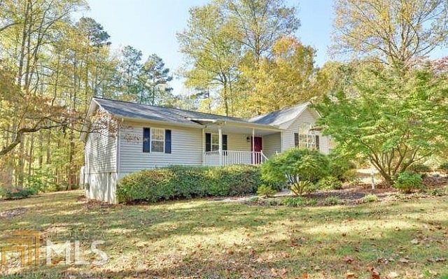 1st image of 221 Oakdale Dr