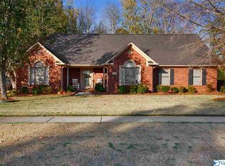 152 Manor House Dr, Huntsville, AL 35811