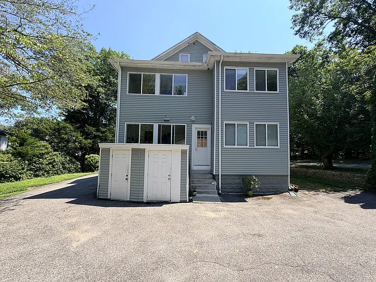 37 Spring St #3A — Photo 9