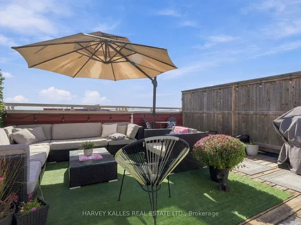 145 Long Branch Ave #22, Toronto, ON M8W 0A9