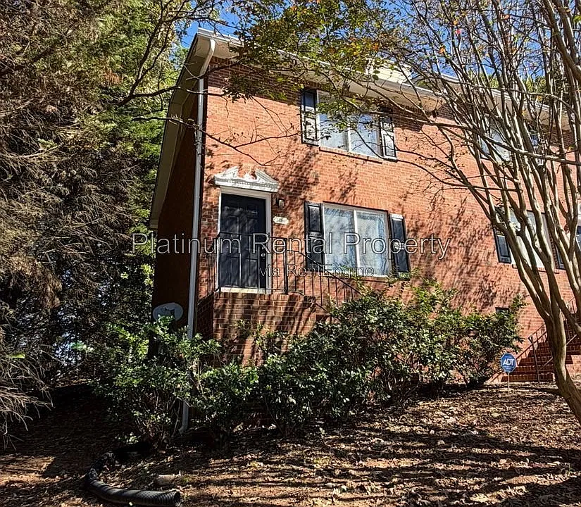 3280 Highpoint Ct