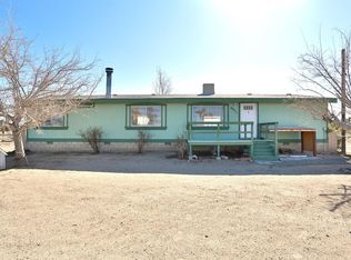 6051 Bonanza Rd, Phelan, CA 92371