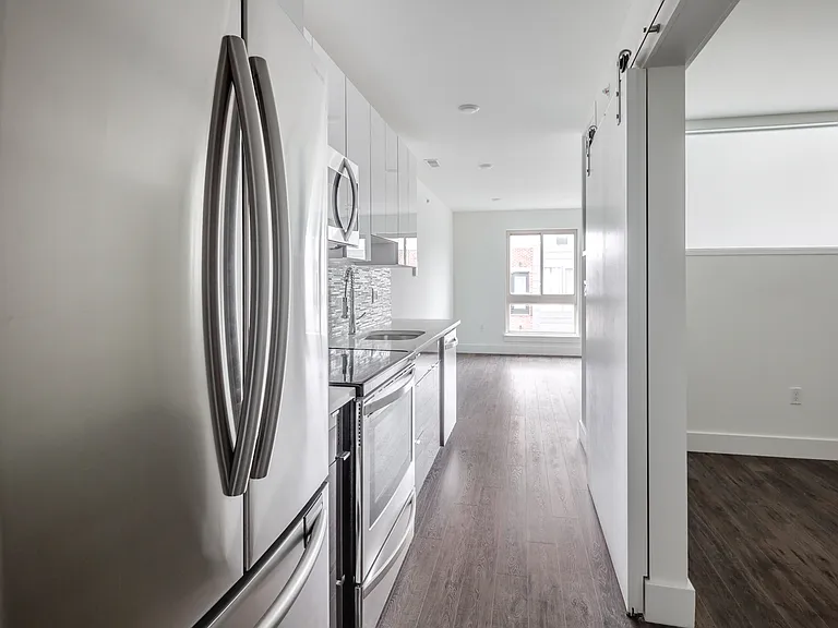 1155 S 15th St — Photo 18