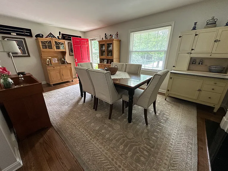 161 Elm St — Photo 9