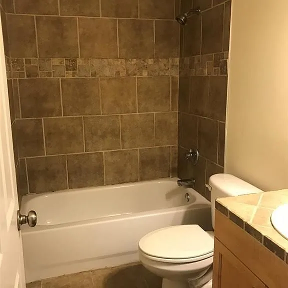 1055 Baxter St #408 — Photo 14