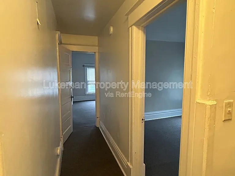 420 Pearl St #4 — Photo 8