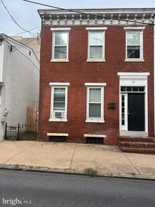19 S New St, West Chester, PA, 19382