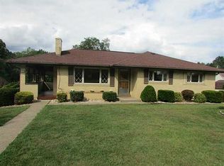 105 Grace St, Mc Kees Rocks, PA 15136