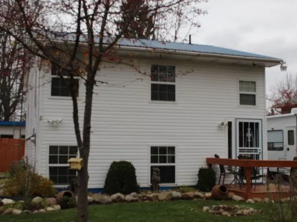 315 Beach St, Mount Morris, MI 48458