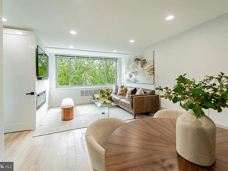 4200 Cathedral Ave NW #1005 — Photo 14