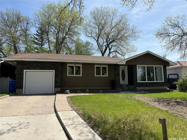 25 Calder CRESCENT, Regina, SK S4S 4A5