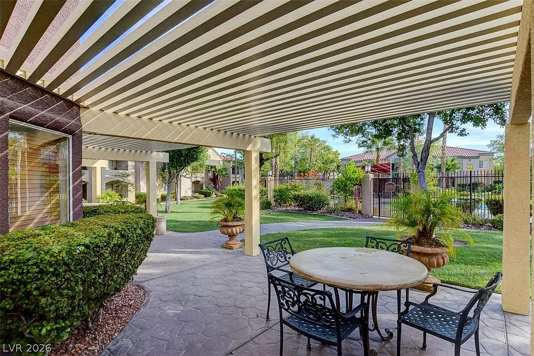1 bed, 1.0 bath, 660 sqft, $1,195 — Photo 4