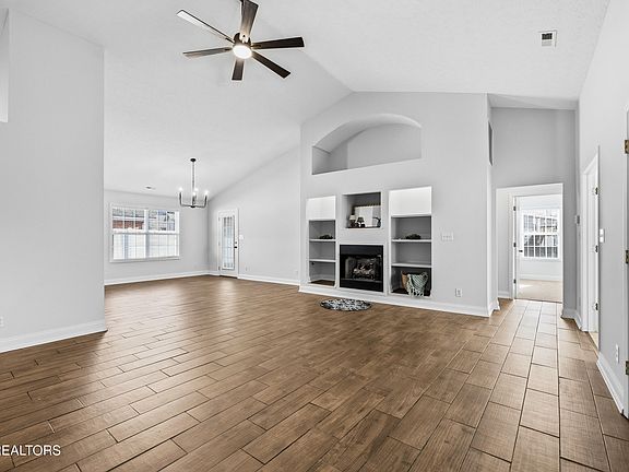 5th image of 2735 Andrews Crossing Rd